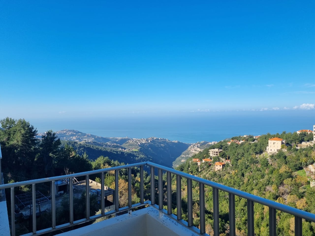 Azra REF#84032244GAS - Yazbek Real Estate